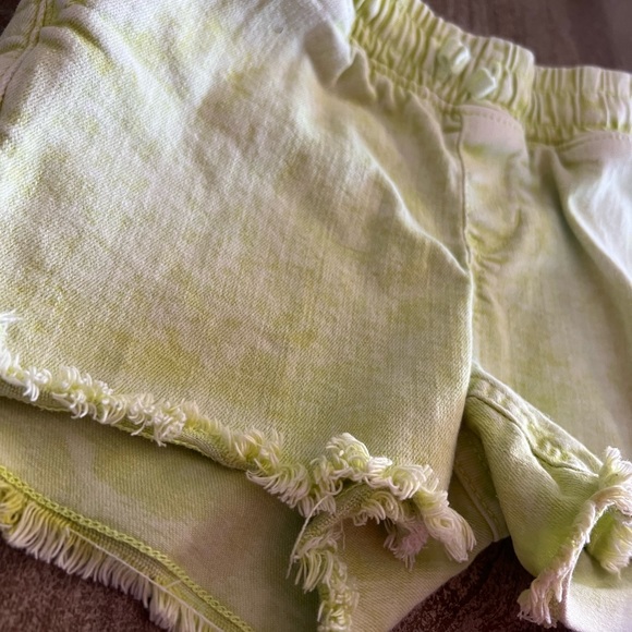 Girls Cat & Jack shorts - Picture 5 of 6